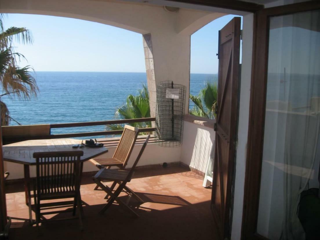 Waterfront Apartments Bosa Porto Alabe 外观 照片