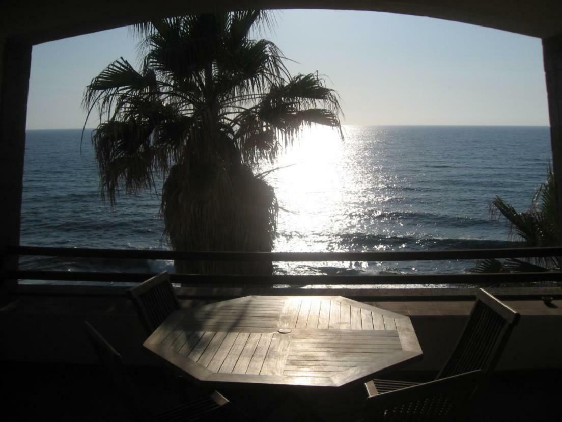 Waterfront Apartments Bosa Porto Alabe 外观 照片