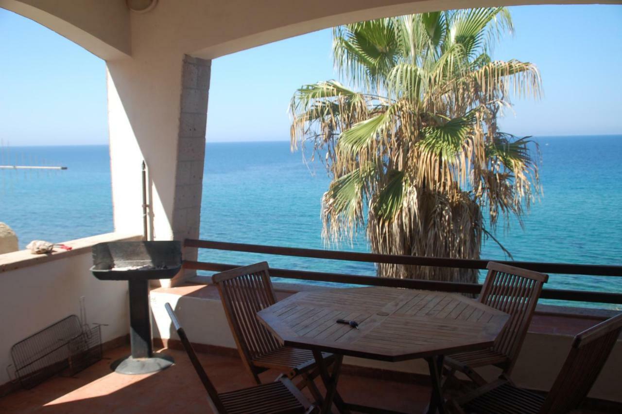 Waterfront Apartments Bosa Porto Alabe 外观 照片