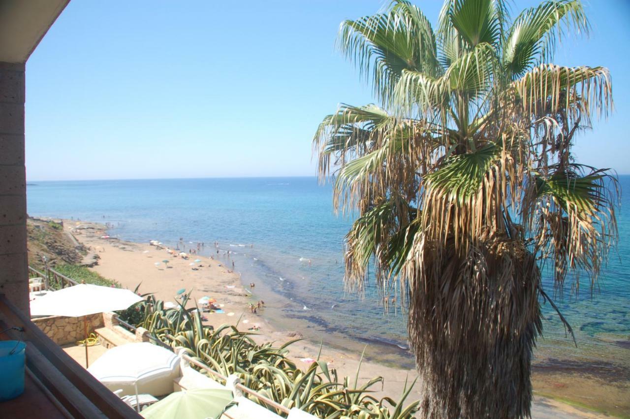 Waterfront Apartments Bosa Porto Alabe 外观 照片